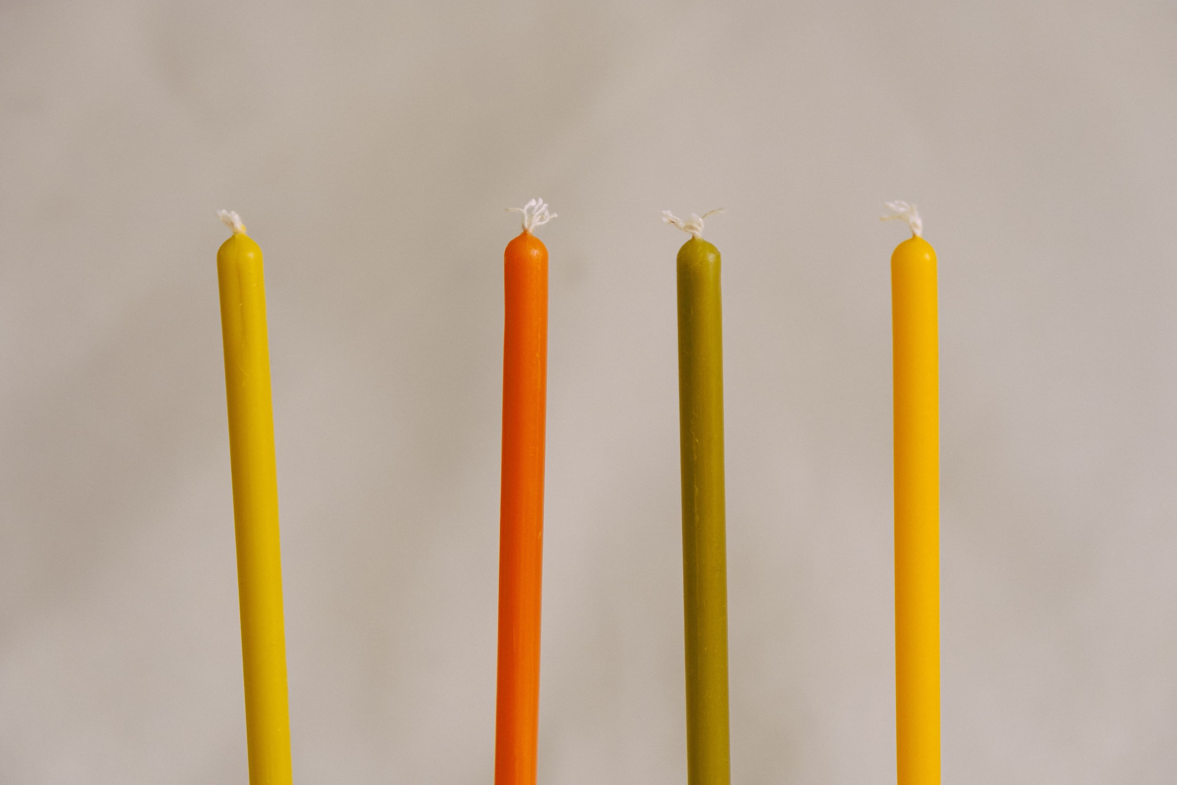 Набір свічок воскових 8