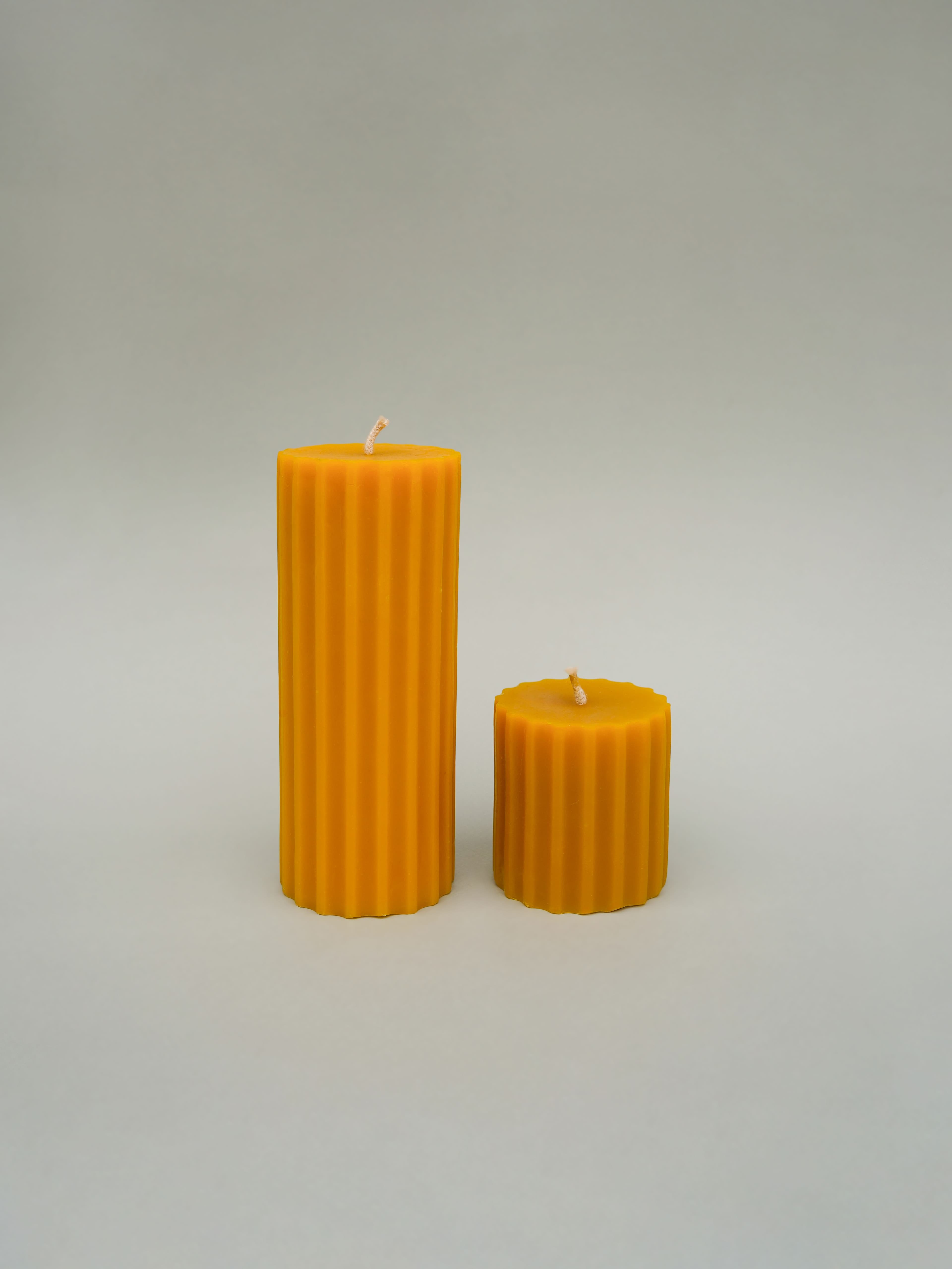 Свічка циліндр ребриста